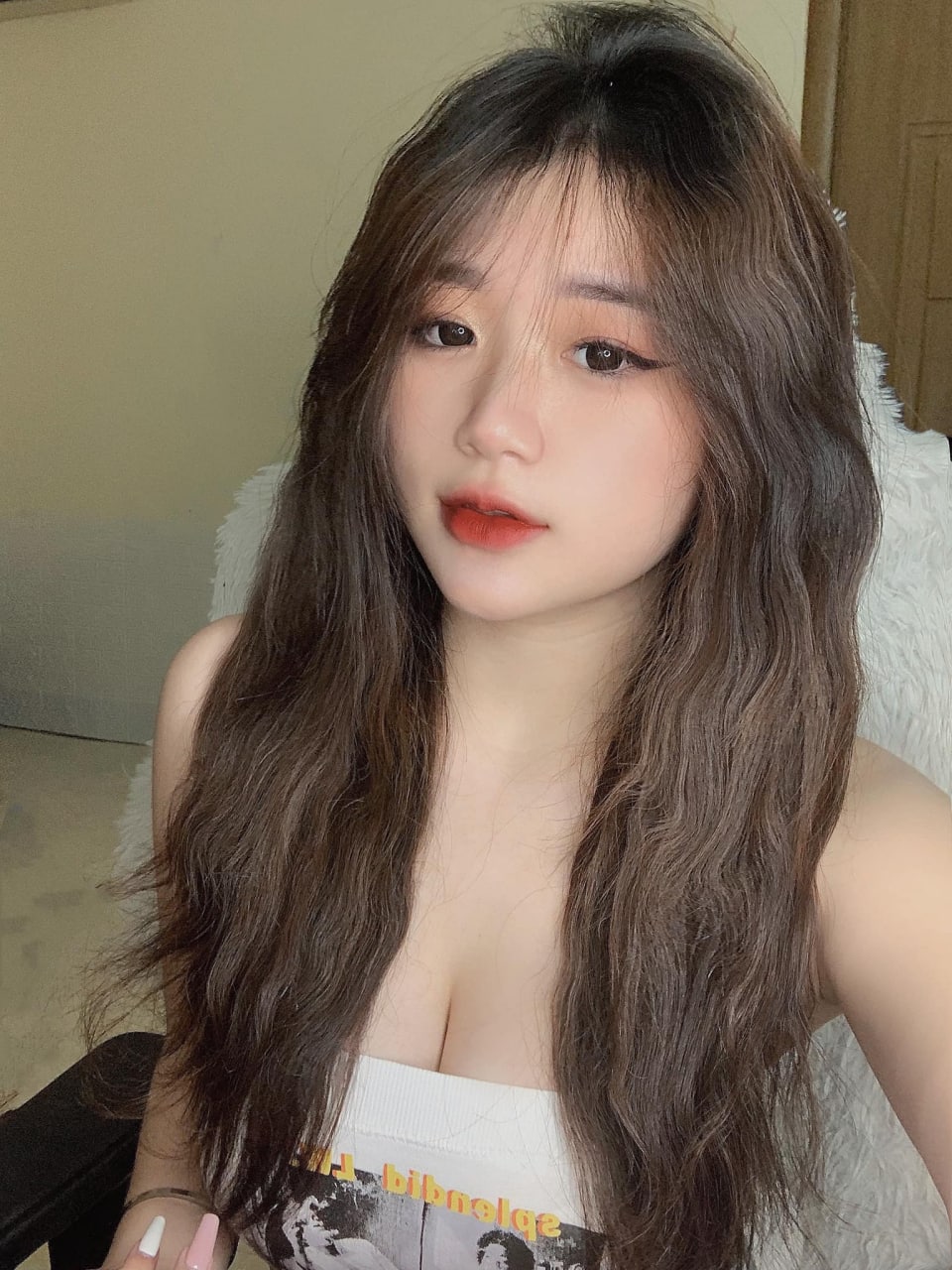 Vợ của con trai đang thù dâm thì bị bố người chồng phát hiện