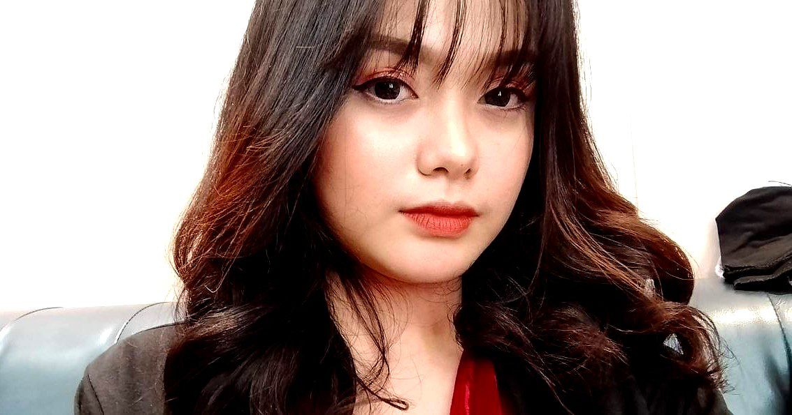 Lỗ hổng trên tường - suzu honjo